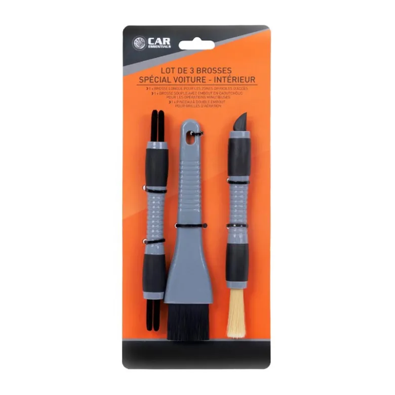 3 brosses voiture - interieur