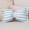 Coussin nAud papillon gris 25x35