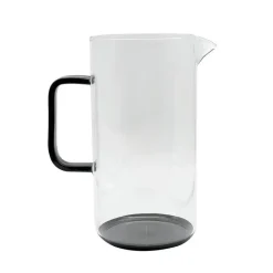 Pichet en verre noir